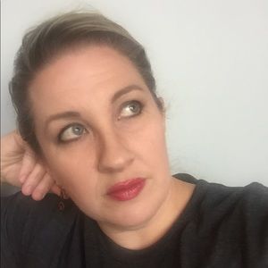 Meet your Posher, Paula